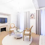 Szálloda Manoir'hastings 3*