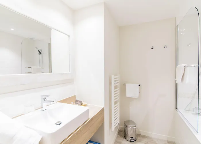 Manoir'hastings Hotel 3*