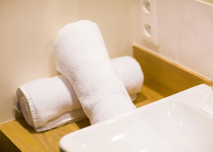 Hotel Manoir'hastings 3*