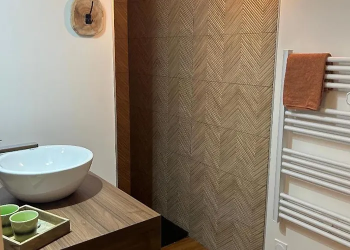 Hotel Manoir'hastings 3*